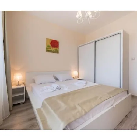 Sunrise Apartment Sea View